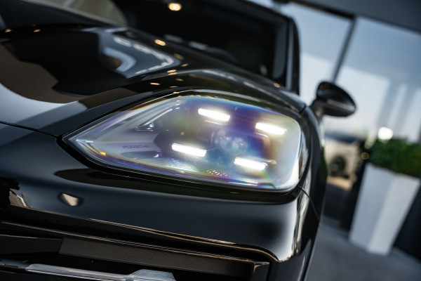 Porsche Cayenne Coupé 3.0 E-Hybrid - Origineel NL | Sport Chrono + | Panorama | Memory | 360 Camera