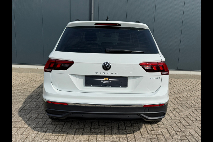 Volkswagen Tiguan 1.4 TSI eHybrid Life * Navigatie * Stoelverwarming * Virtual Cockpit * Adaptieve Cruise Control *