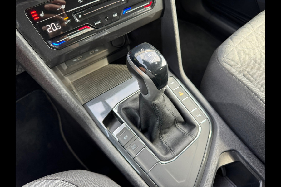 Volkswagen Tiguan 1.4 TSI eHybrid Life * Navigatie * Stoelverwarming * Virtual Cockpit * Adaptieve Cruise Control *