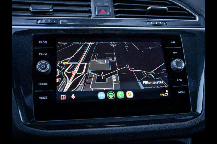 Volkswagen Tiguan 1.4 TSI eHybrid R-Line Business+ Black Style | Pano | ACC