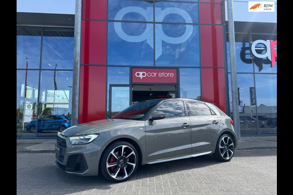 Audi A1 Sportback 40 TFSI 3 x S Line Pro Line S | LED | Camera | Parksens |Carplay | Two Tone