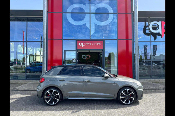 Audi A1 Sportback 40 TFSI 3 x S Line Pro Line S | LED | Camera | Parksens |Carplay | Two Tone