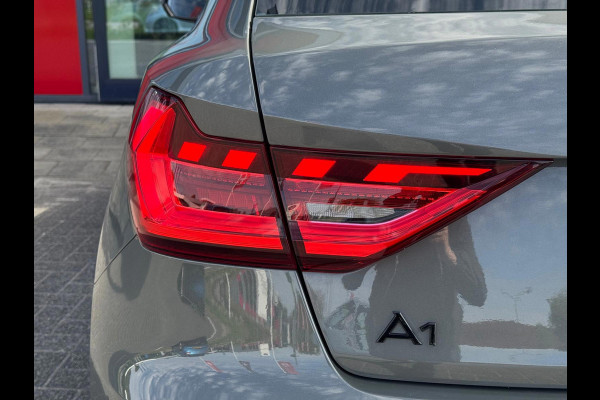 Audi A1 Sportback 40 TFSI 3 x S Line Pro Line S | LED | Camera | Parksens |Carplay | Two Tone