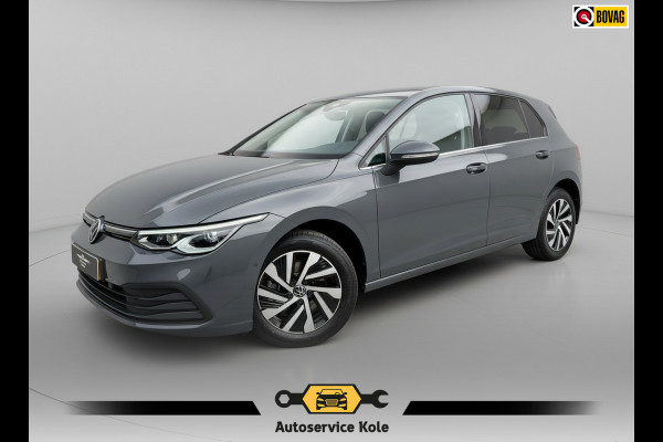 Volkswagen Golf 1.4 eHybrid Style * Camera * Side Assist * Massage * CarPlay *