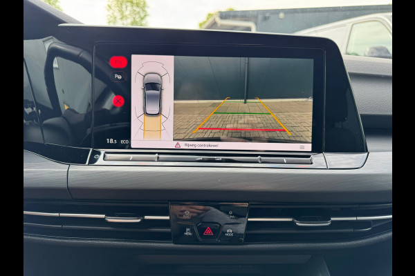 Volkswagen Golf 1.4 eHybrid Style * Camera * Side Assist * Massage * CarPlay *