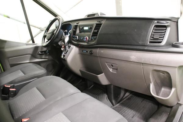 Ford Transit AUTOMAAT BAKWAGEN MEUBELBAK Ford Transit BAKWAGEN MEUBELBAK FINANCIAL LEASE 325 EURO P/M