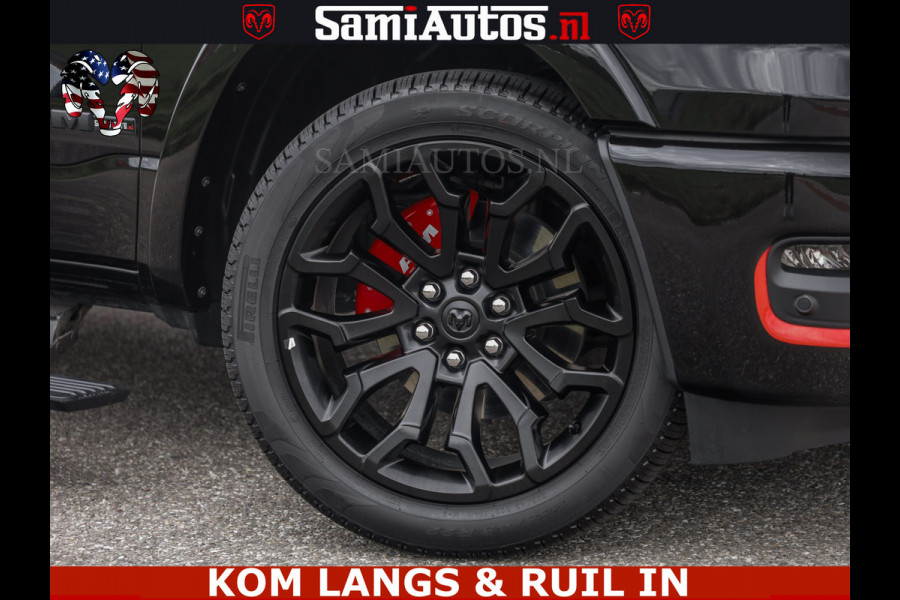 Dodge Ram NIGHT PREMIUM | 426PK | STRIPING | LUCHTVERING | HUD | PANO | 360 CAM | Full Option | LIMITED WHEELS | De Meest Luxe Pick-Up in  Comfortabele Dubbele Cabine met Royale 5 Zitplaatsen | EERSTE EIGENAAR | SMOKE PACK | BOM VOL |