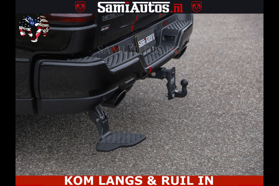 Dodge Ram NIGHT PREMIUM | 426PK | STRIPING | LUCHTVERING | HUD | PANO | 360 CAM | Full Option | LIMITED WHEELS | De Meest Luxe Pick-Up in  Comfortabele Dubbele Cabine met Royale 5 Zitplaatsen | EERSTE EIGENAAR | SMOKE PACK | BOM VOL |