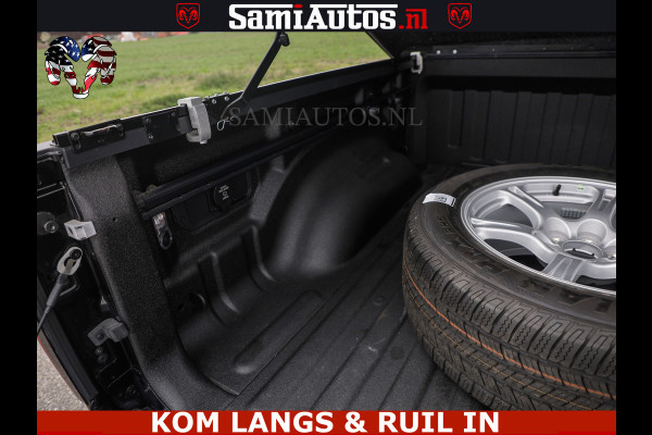 Dodge Ram NIGHT PREMIUM | 426PK | STRIPING | LUCHTVERING | HUD | PANO | 360 CAM | Full Option | LIMITED WHEELS | De Meest Luxe Pick-Up in  Comfortabele Dubbele Cabine met Royale 5 Zitplaatsen | EERSTE EIGENAAR | SMOKE PACK | BOM VOL |
