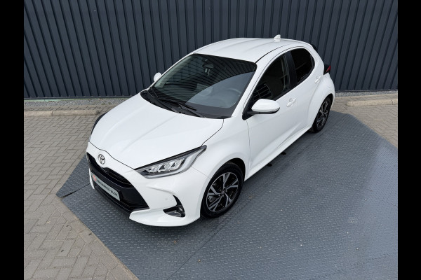 Toyota Yaris 1.5 Hybrid 115 First Edition | Nieuwste type | BSM | PDC V+A | Rijklaar!!