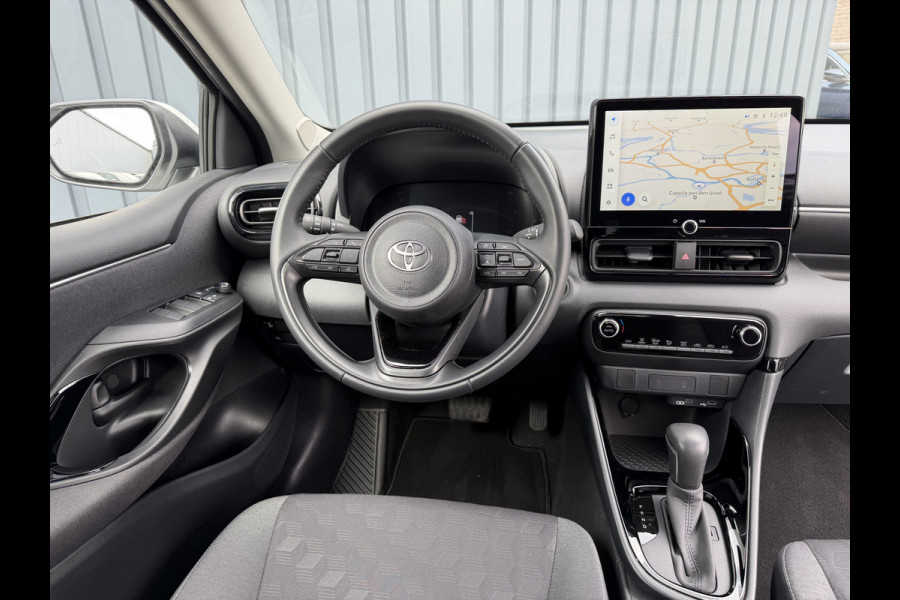 Toyota Yaris 1.5 Hybrid 115 First Edition | Nieuwste type | BSM | PDC V+A | Rijklaar!!
