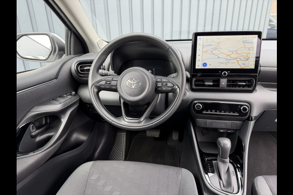 Toyota Yaris 1.5 Hybrid 115 First Edition | Nieuwste type | BSM | PDC V+A | Rijklaar!!