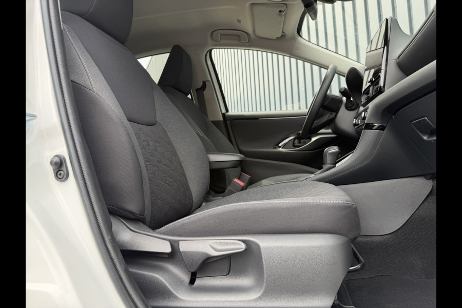 Toyota Yaris 1.5 Hybrid 115 First Edition | Nieuwste type | BSM | PDC V+A | Rijklaar!!
