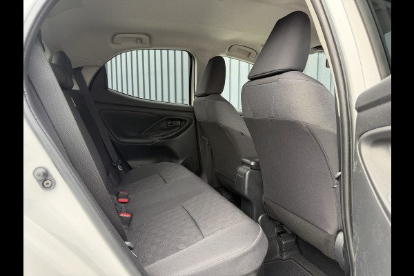Toyota Yaris 1.5 Hybrid 115 First Edition | Nieuwste type | BSM | PDC V+A | Rijklaar!!