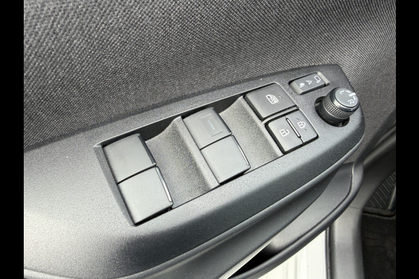Toyota Yaris 1.5 Hybrid 115 First Edition | Nieuwste type | BSM | PDC V+A | Rijklaar!!