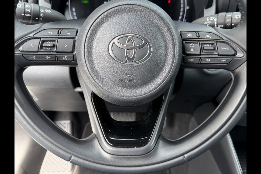 Toyota Yaris 1.5 Hybrid 115 First Edition | Nieuwste type | BSM | PDC V+A | Rijklaar!!