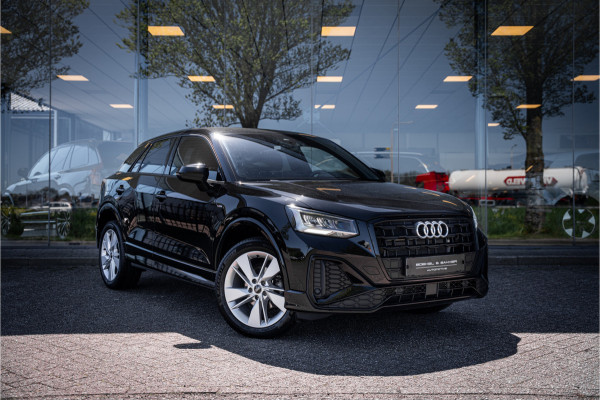 Audi Q2 35 TFSI S-line ** Virtual Cockpit ** 18" S-Design velgen ** Stoelverwarming ** Carplay ** LED ** Automaat