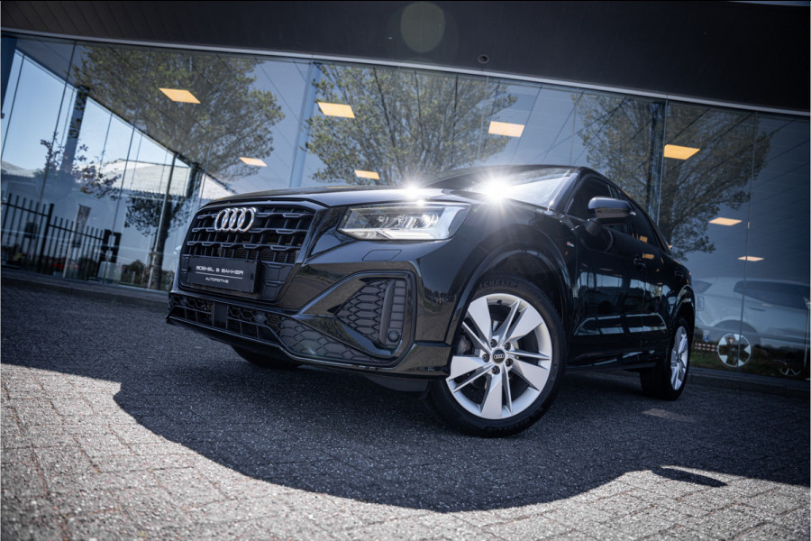 Audi Q2 35 TFSI S-line ** Virtual Cockpit ** 18" S-Design velgen ** Stoelverwarming ** Carplay ** LED ** Automaat