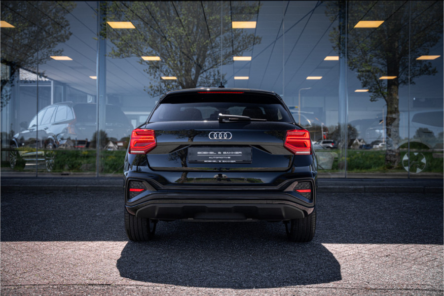Audi Q2 35 TFSI S-line ** Virtual Cockpit ** 18" S-Design velgen ** Stoelverwarming ** Carplay ** LED ** Automaat