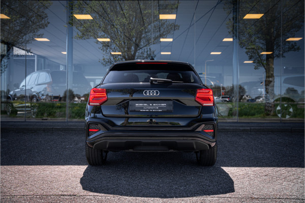 Audi Q2 35 TFSI S-line ** Virtual Cockpit ** 18" S-Design velgen ** Stoelverwarming ** Carplay ** LED ** Automaat