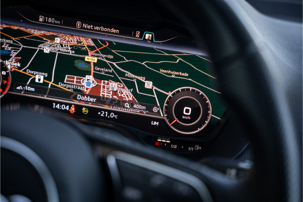 Audi Q2 35 TFSI S-line ** Virtual Cockpit ** 18" S-Design velgen ** Stoelverwarming ** Carplay ** LED ** Automaat
