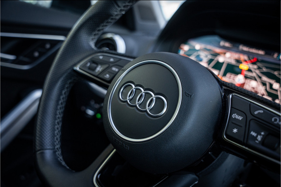 Audi Q2 35 TFSI S-line ** Virtual Cockpit ** 18" S-Design velgen ** Stoelverwarming ** Carplay ** LED ** Automaat