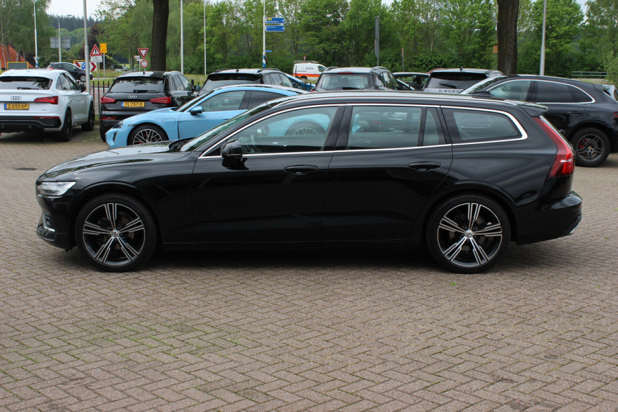 Volvo V60 2.0 D4 Inscription / Trekhaak / Camera / Leder / Standverwarming / 19'' / Navigatie / Harman Kardon / Stoelverwarming 4x / Cruise Control / Virtual Cockpit
