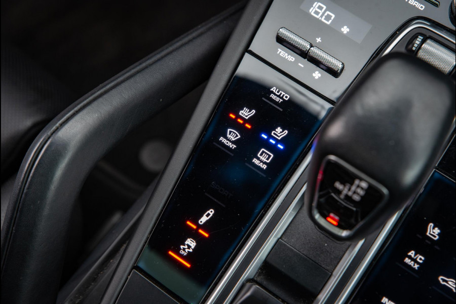 Porsche Cayenne 3.0 E-Hybrid Camera Pano Leer Clima Cruise Trekhaak 21"LM