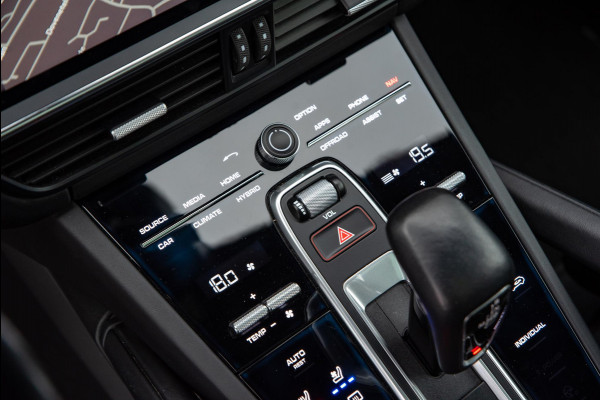 Porsche Cayenne 3.0 E-Hybrid Camera Pano Leer Clima Cruise Trekhaak 21"LM