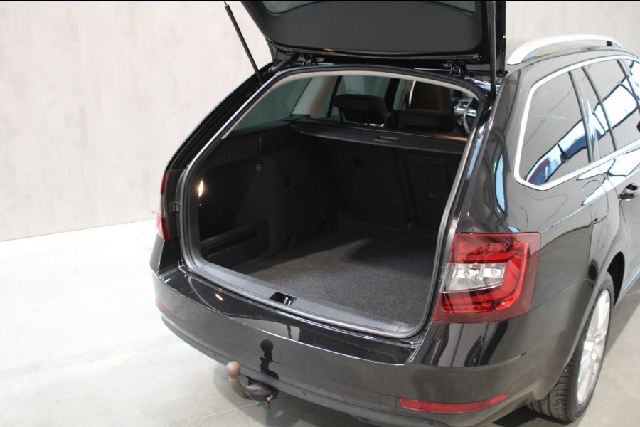 Škoda Octavia Combi 1.5 TSI Greentech Style PDC/Trekhaak/Navi+carplay