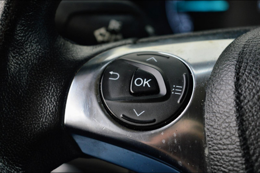 Ford Transit Connect 1.5 TDCI L1 Ambiente 3-ZITS AUT. | Cruise