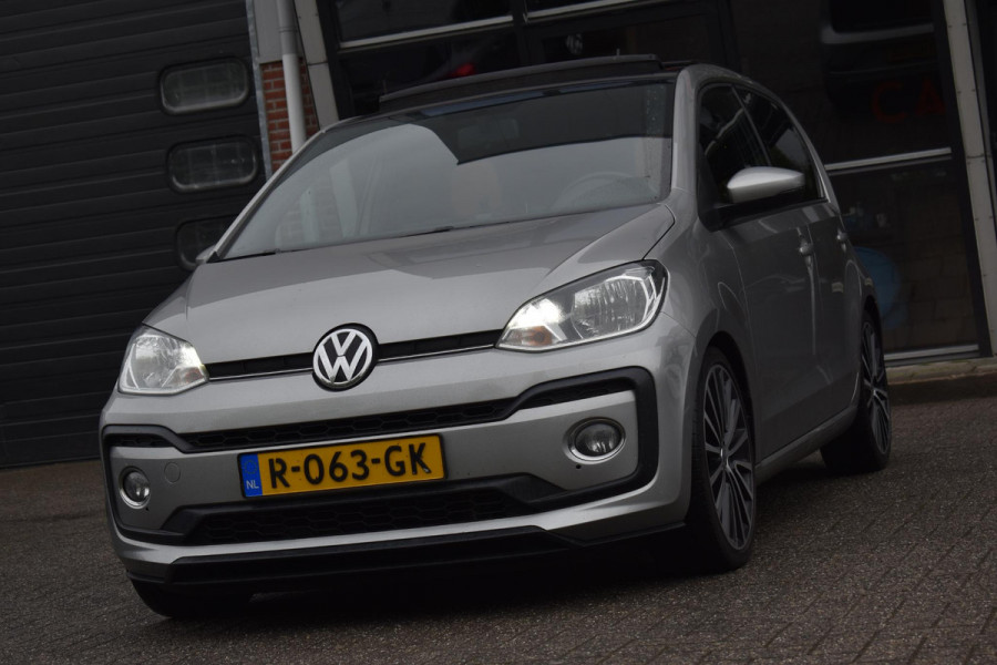 Volkswagen up! 1.0 TSI BMT cross up! Airco Pano Stoelverwarming BBD