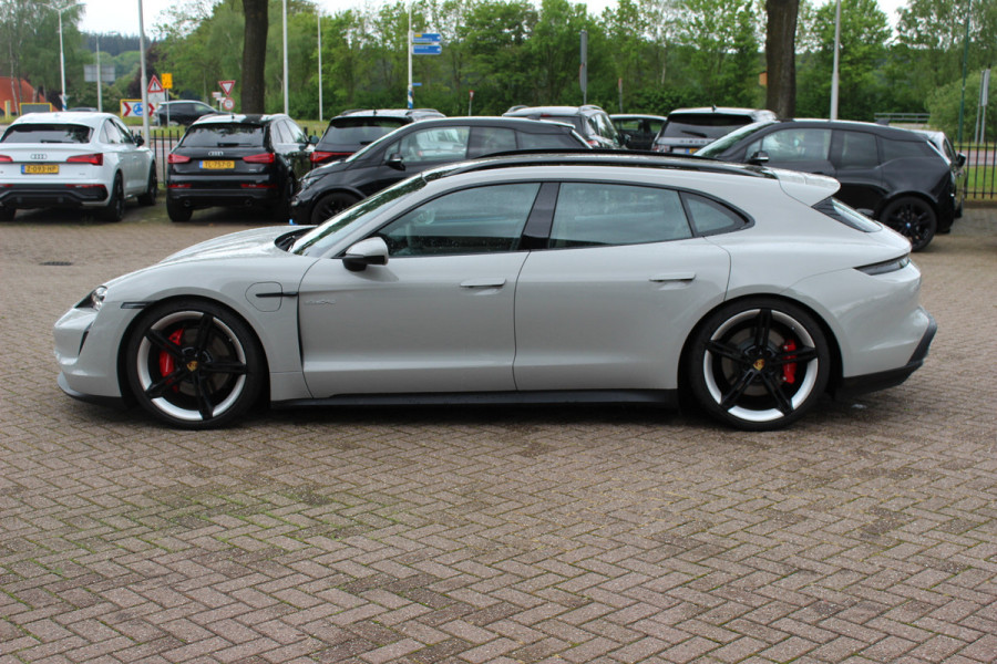 Porsche Taycan Sport Turismo 4S 93 kWh / SoH 91,9% / Panoramadak / 360Camera / Head-up / Accu Performance+ / 21'' / Achterasbesturing / Luchtvering / Keyless / Stoel+Stuurverwarming / DAB / ACC
