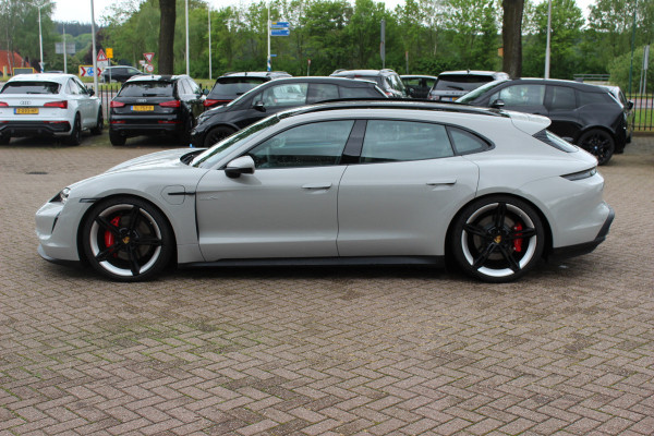 Porsche Taycan Sport Turismo 4S 93 kWh / SoH 91,9% / Panoramadak / 360Camera / Head-up / Accu Performance+ / 21'' / Achterasbesturing / Luchtvering / Keyless / Stoel+Stuurverwarming / DAB / ACC
