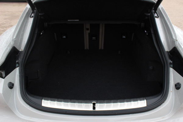 Porsche Taycan Sport Turismo 4S 93 kWh / SoH 91,9% / Panoramadak / 360Camera / Head-up / Accu Performance+ / 21'' / Achterasbesturing / Luchtvering / Keyless / Stoel+Stuurverwarming / DAB / ACC