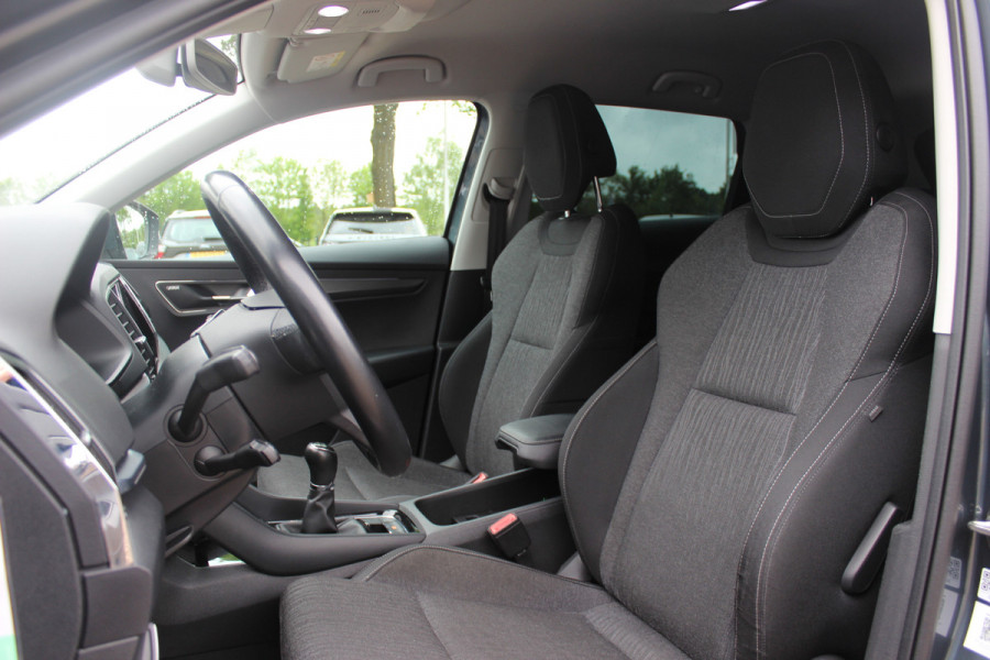 Škoda Karoq 1.5 TSI ACT Style Business / Trekhaak / Camera / Keyless / CarPlay / 18'' / Canton Audio / DAB / Stoelverwarming / Cruise Control Adaptief