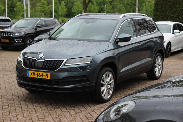 Škoda Karoq 1.5 TSI ACT Style Business / Trekhaak / Camera / Keyless / CarPlay / 18'' / Canton Audio / DAB / Stoelverwarming / Cruise Control Adaptief