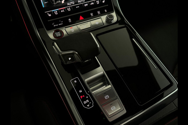 Audi RSQ8 4.0 TFSI quattro Pano|Ceramic|Akrapovic|Carbon|BTW