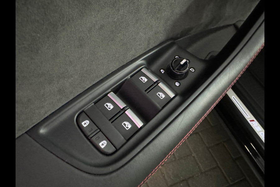 Audi RSQ8 4.0 TFSI quattro Pano|Ceramic|Akrapovic|Carbon|BTW