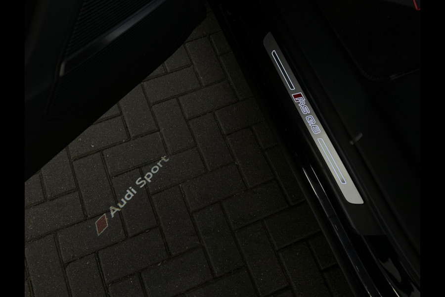 Audi RSQ8 4.0 TFSI quattro Pano|Ceramic|Akrapovic|Carbon|BTW