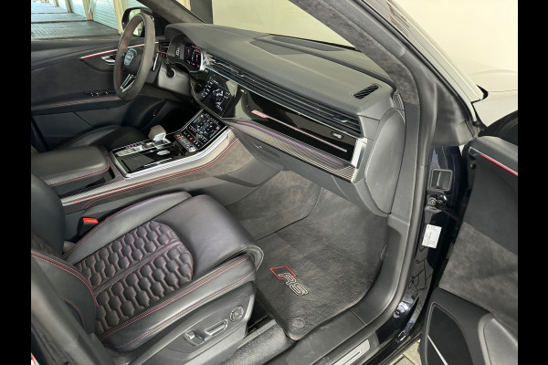 Audi RSQ8 4.0 TFSI quattro Pano|Ceramic|Akrapovic|Carbon|BTW