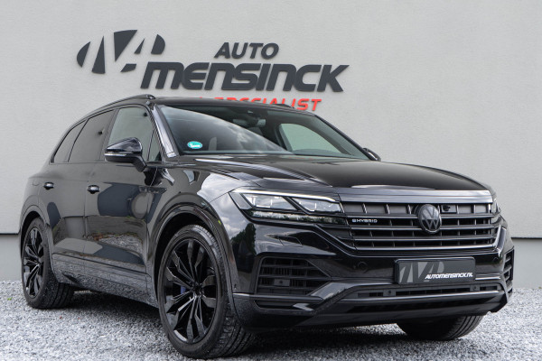Volkswagen Touareg 3.0 TSi eHybrid 4MOTION / Puglia / Standkachel/ Luchtvering/ Panoramadak/ Trekhaak/ 280kW (381PK)