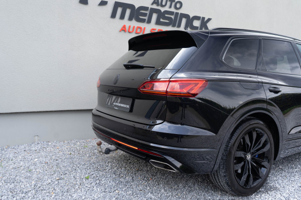 Volkswagen Touareg 3.0 TSi eHybrid 4MOTION / Puglia / Standkachel/ Luchtvering/ Panoramadak/ Trekhaak/ 280kW (381PK)