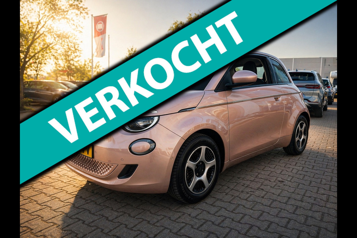 Fiat 500 Passion 42 kWh |Carplay | Camera | Parkeersensoren | BTW