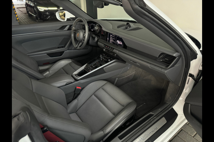 Porsche 911 Cabrio 3.0 Carrera 992 385PK Sportuitlaat|PDK