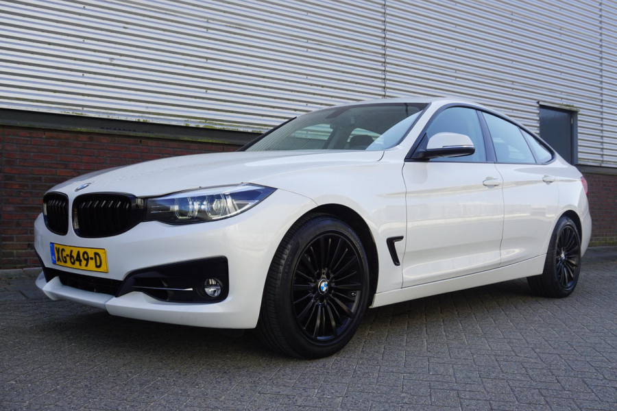 BMW 3-serie Gran Turismo 320i Sport Line GT/Sportstoelen/2e Eigenaar/