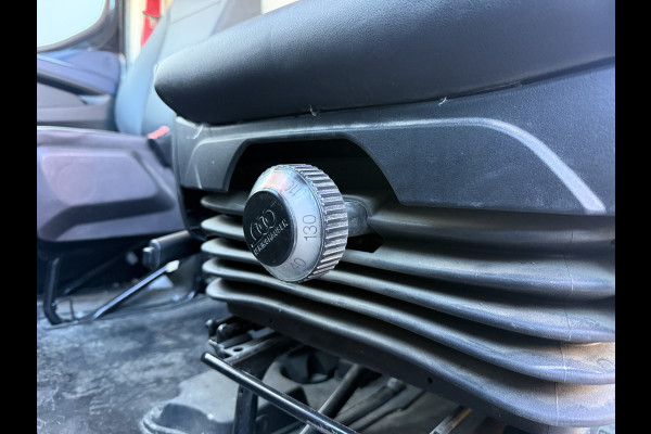 Iveco Daily 35S16 2.3 Automaat L2H2 Airco Cruise Control Navigatie Luchtgeveerde stoel