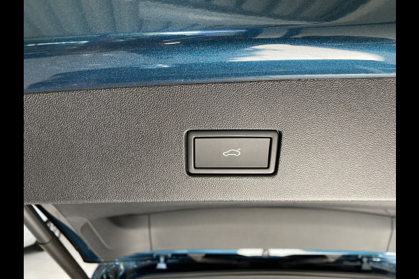Volkswagen Tayron 1.5 eHybrid R-Line Edition 272 PK Panoramadak / Trekhaak / matrix led / Carplay