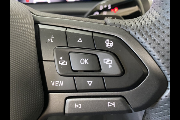 Volkswagen Tayron 1.5 eHybrid R-Line Edition 272 PK Panoramadak / Trekhaak / matrix led / Carplay