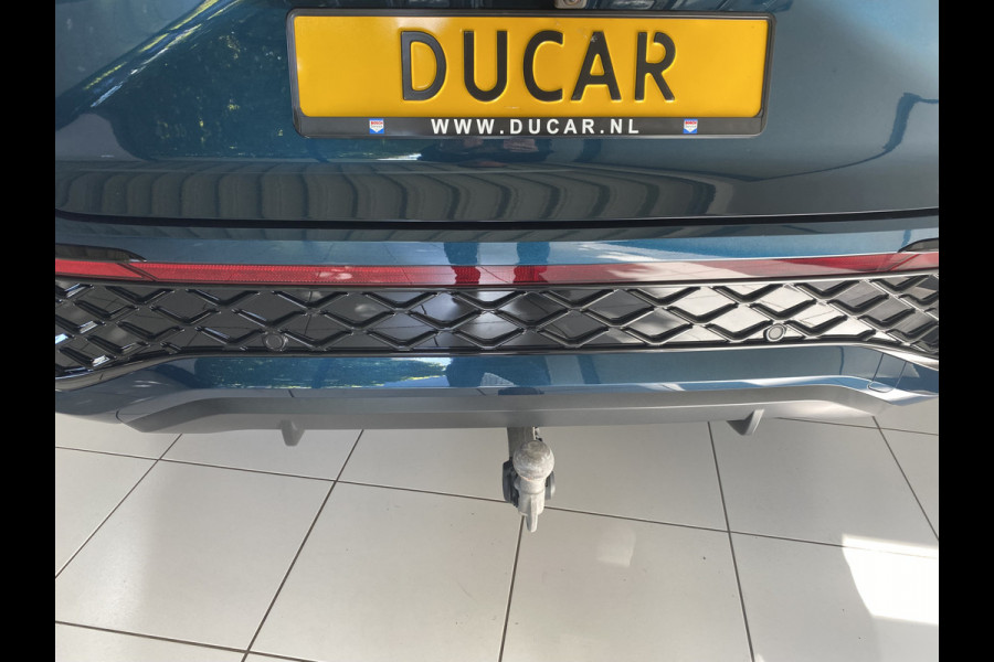 Volkswagen Tayron 1.5 eHybrid R-Line Edition 272 PK Panoramadak / Trekhaak / matrix led / Carplay